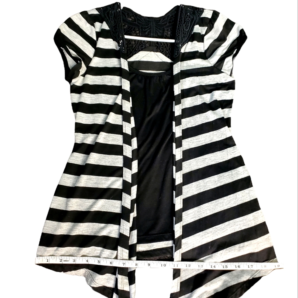 Striped Short Sleeve shirt with lace